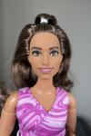 Mattel - Barbie - Made to Move - Waves - Hispanic (Curvy) - Poupée